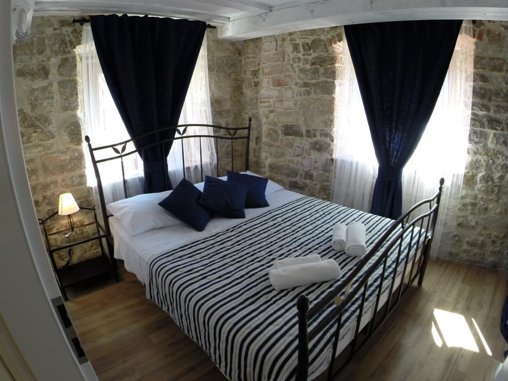 Porta Aurea Apartment Split Phòng bức ảnh